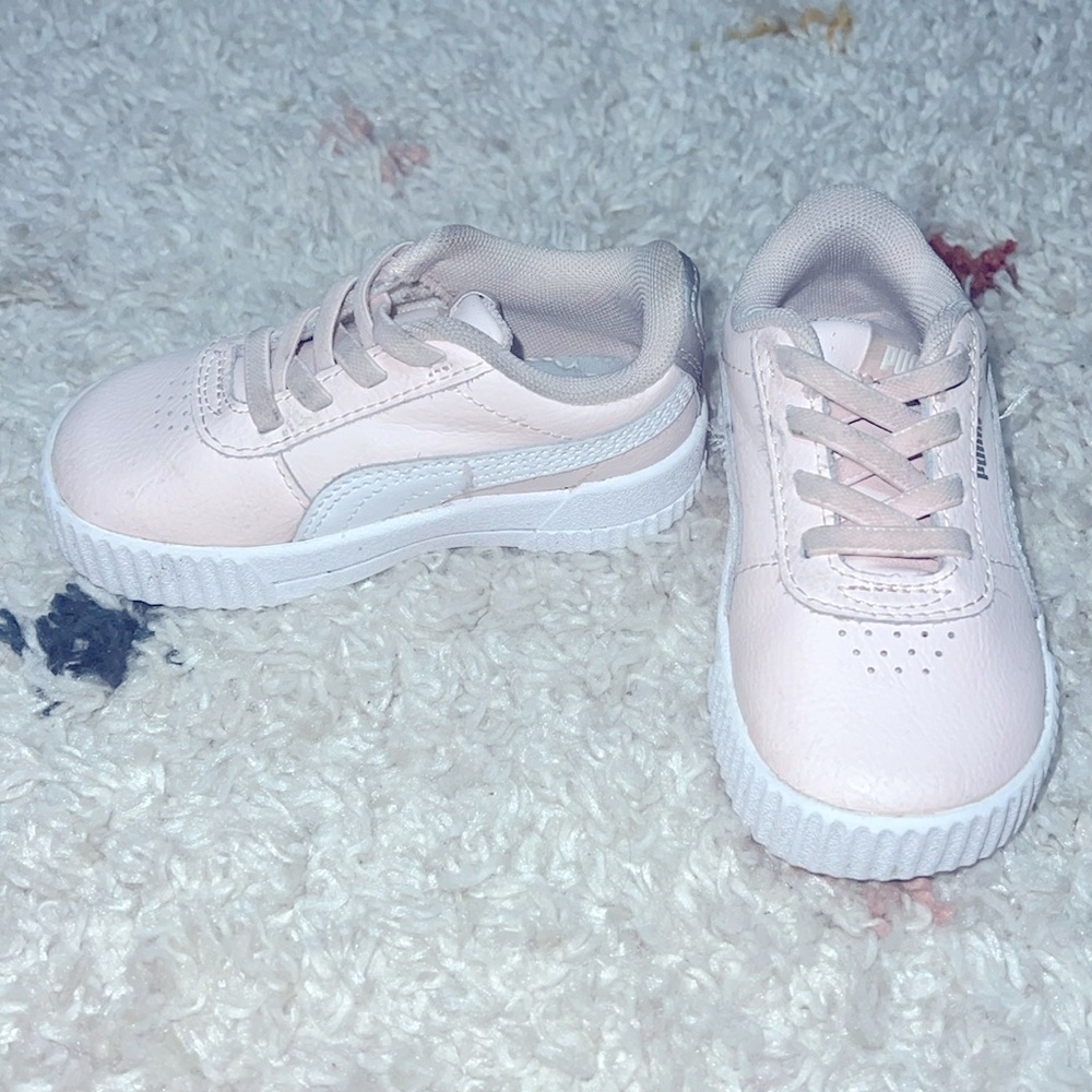 Light Pink Puma Toddler Sneaker Size 6C